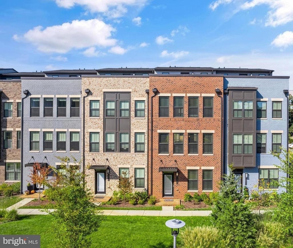 12973 Hattontown Square - Photo 3