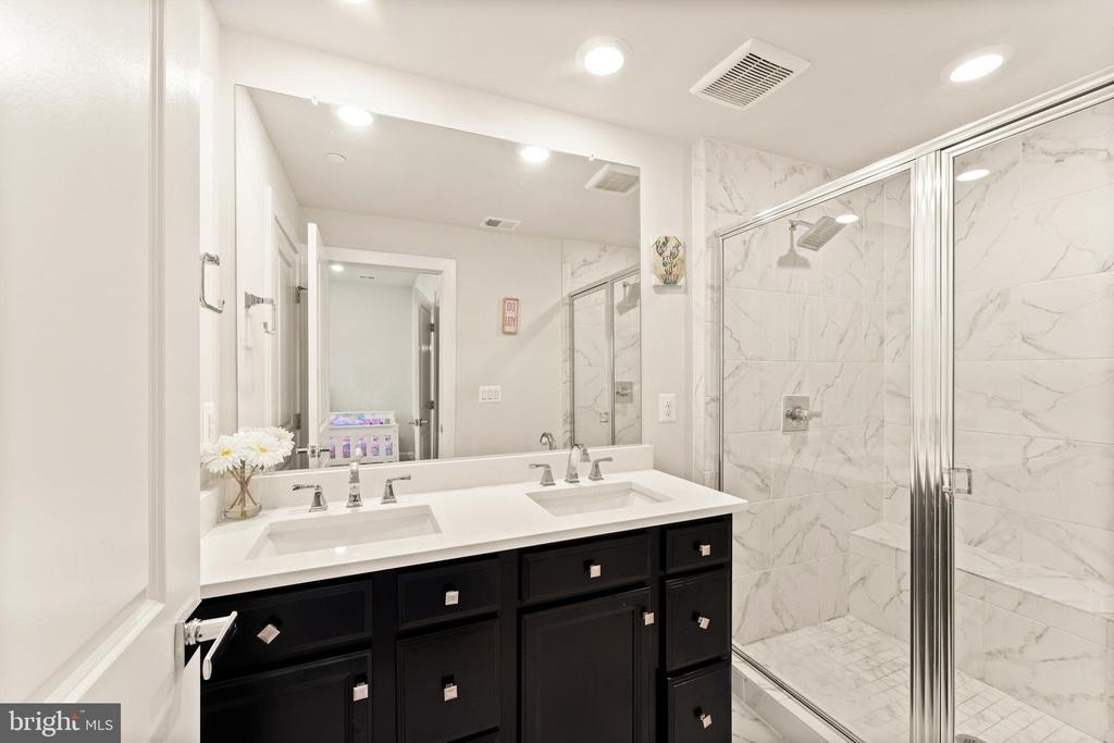 12973 Hattontown Square - Photo 9