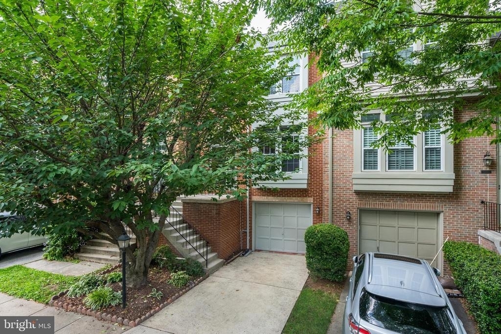 3827 Inverness Road - Photo 0
