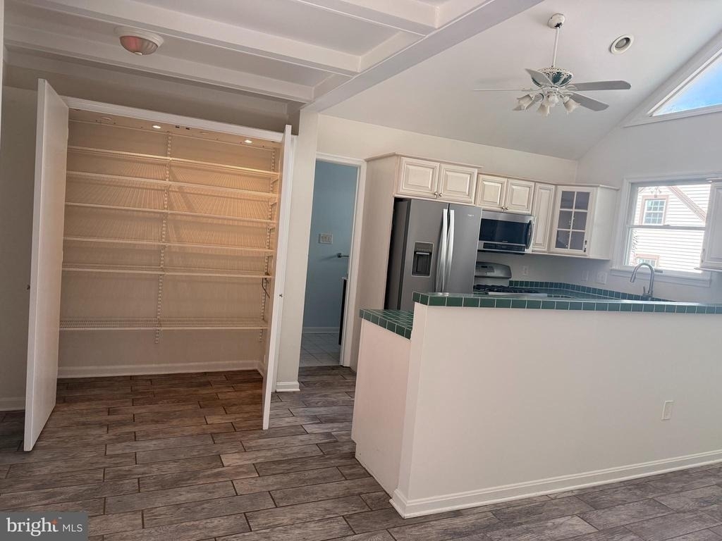 6927 Chestnut Avenue - Photo 4