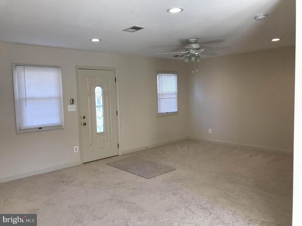 1820 Pimmit Drive - Photo 6
