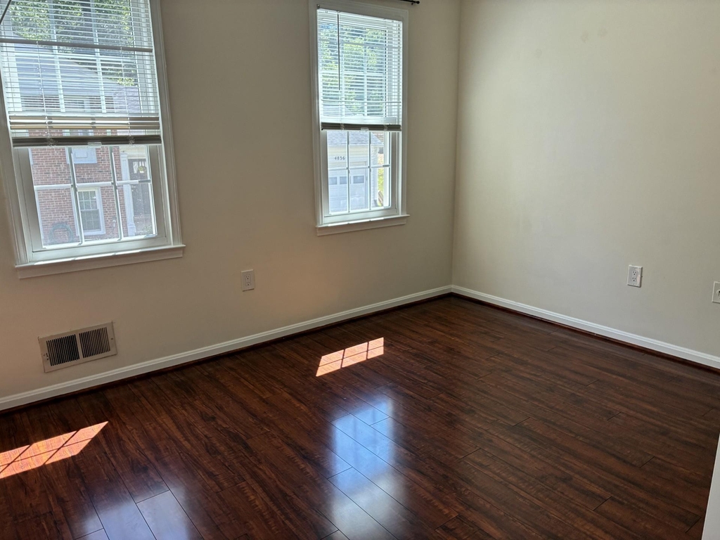 4834 King Solomon Drive - Photo 17