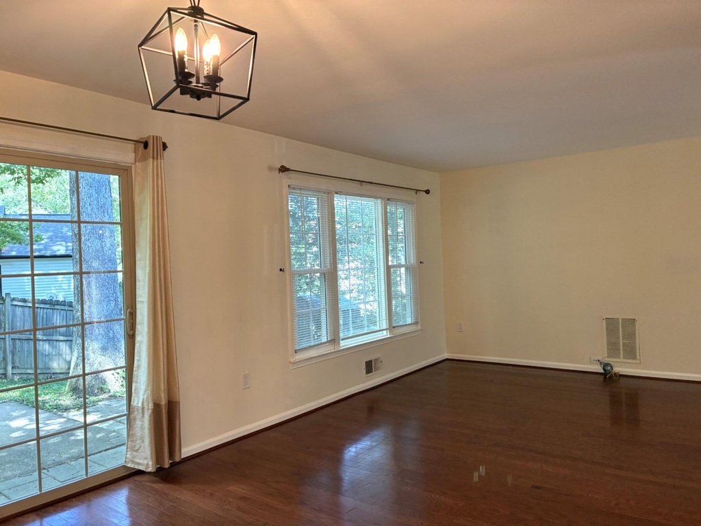 4834 King Solomon Drive - Photo 5