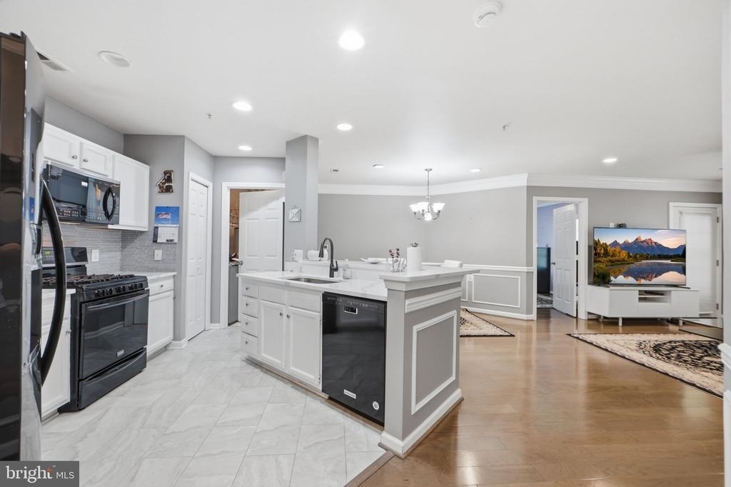12461 Hayes Court - Photo 3