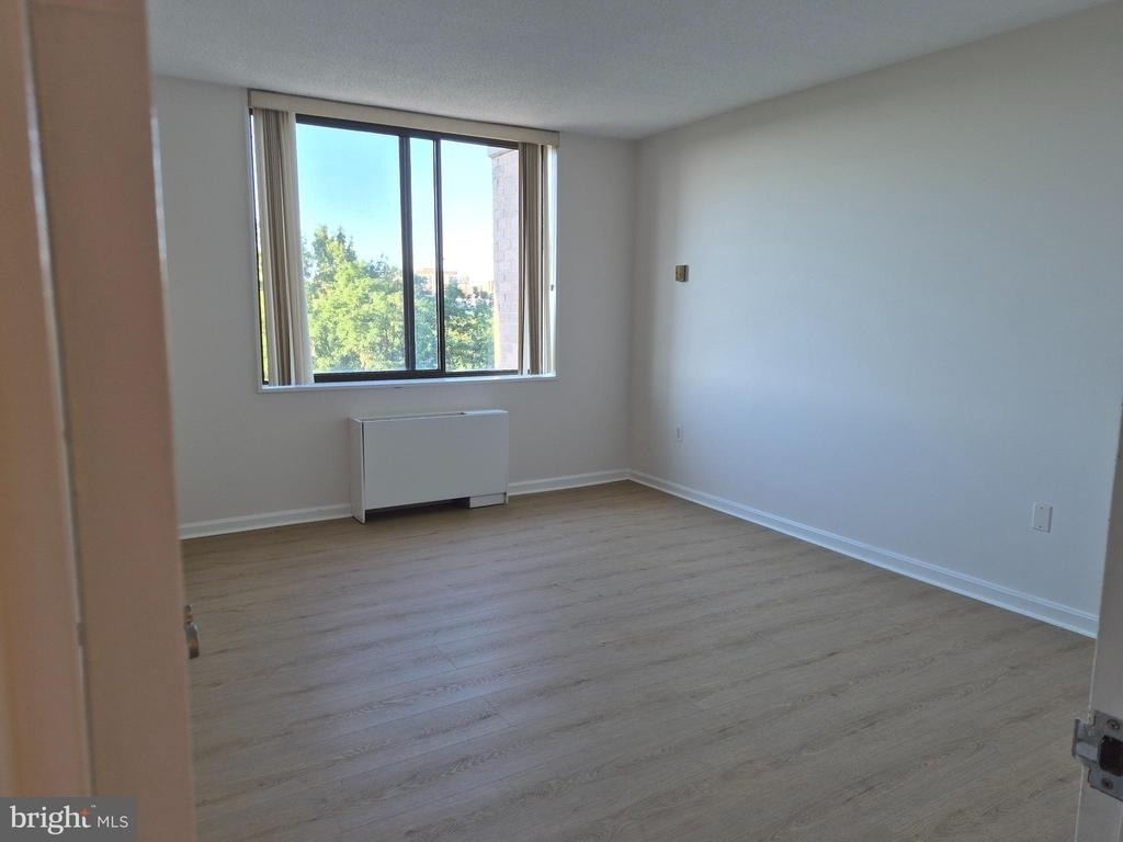 3705 S George Mason Drive - Photo 16