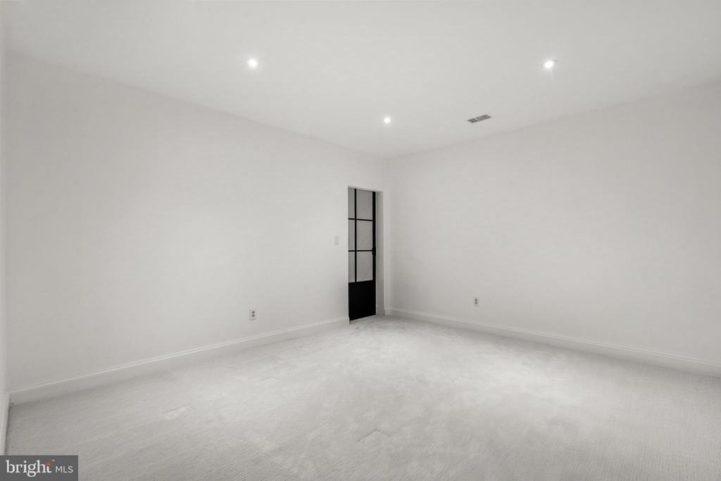 1256 New Bedford Lane - Photo 92