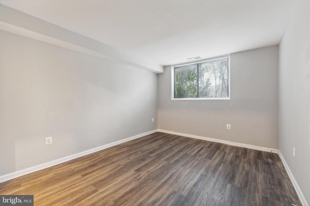 10724 W West Drive - Photo 7