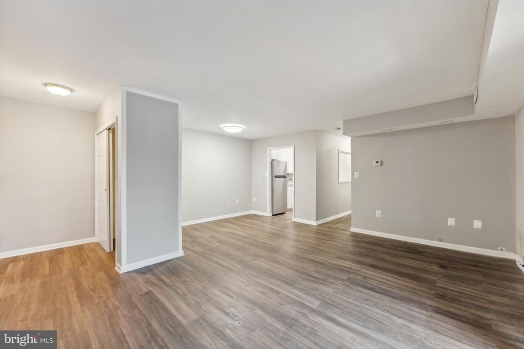 10724 W West Drive - Photo 2