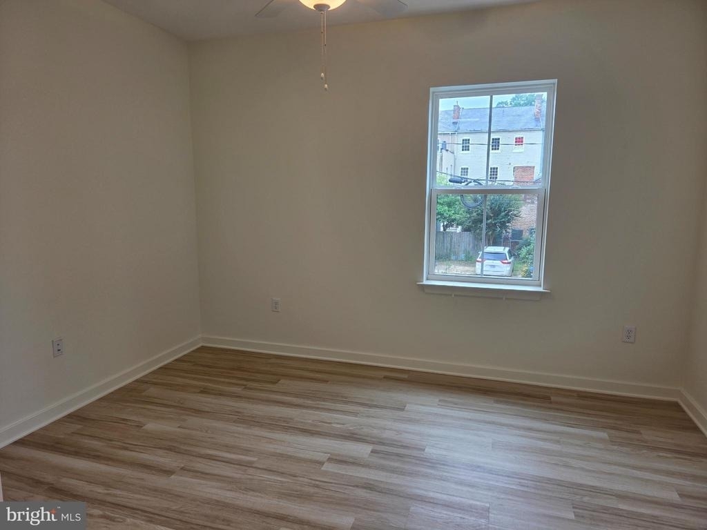 102 Hanover Street - Photo 9