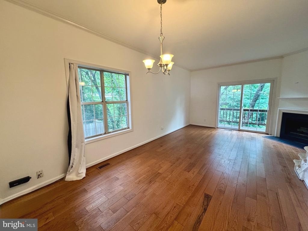 4850 10th Street S - Photo 3