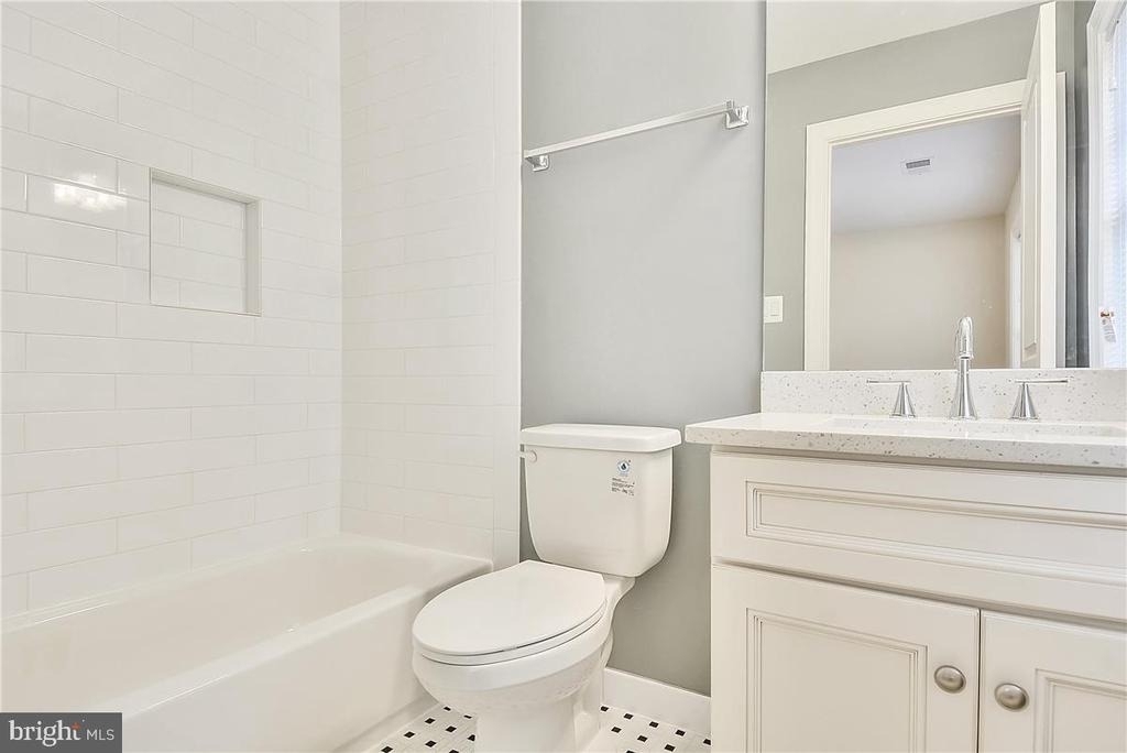 2205 N Edison Street N - Photo 20