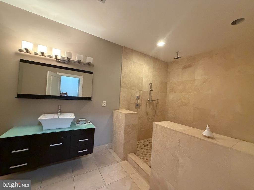 621 12th Street - Photo 10