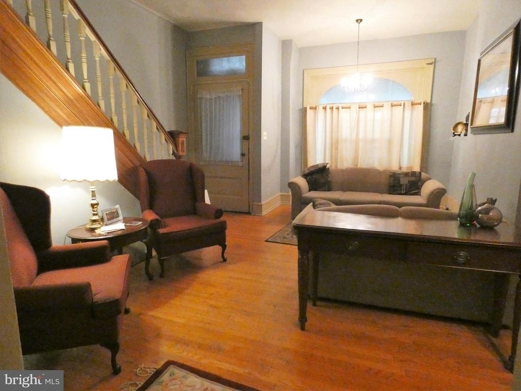 4238 Pine Street - Photo 5