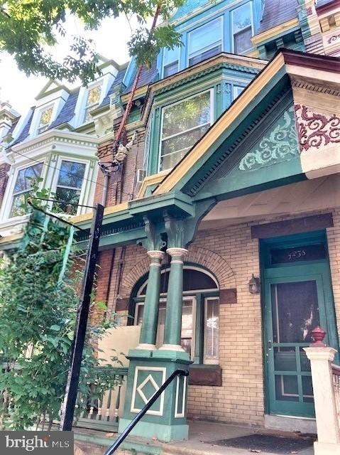 4238 Pine Street - Photo 0