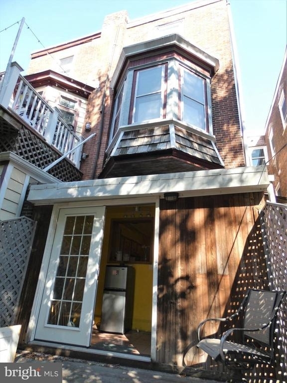 4238 Pine Street - Photo 2