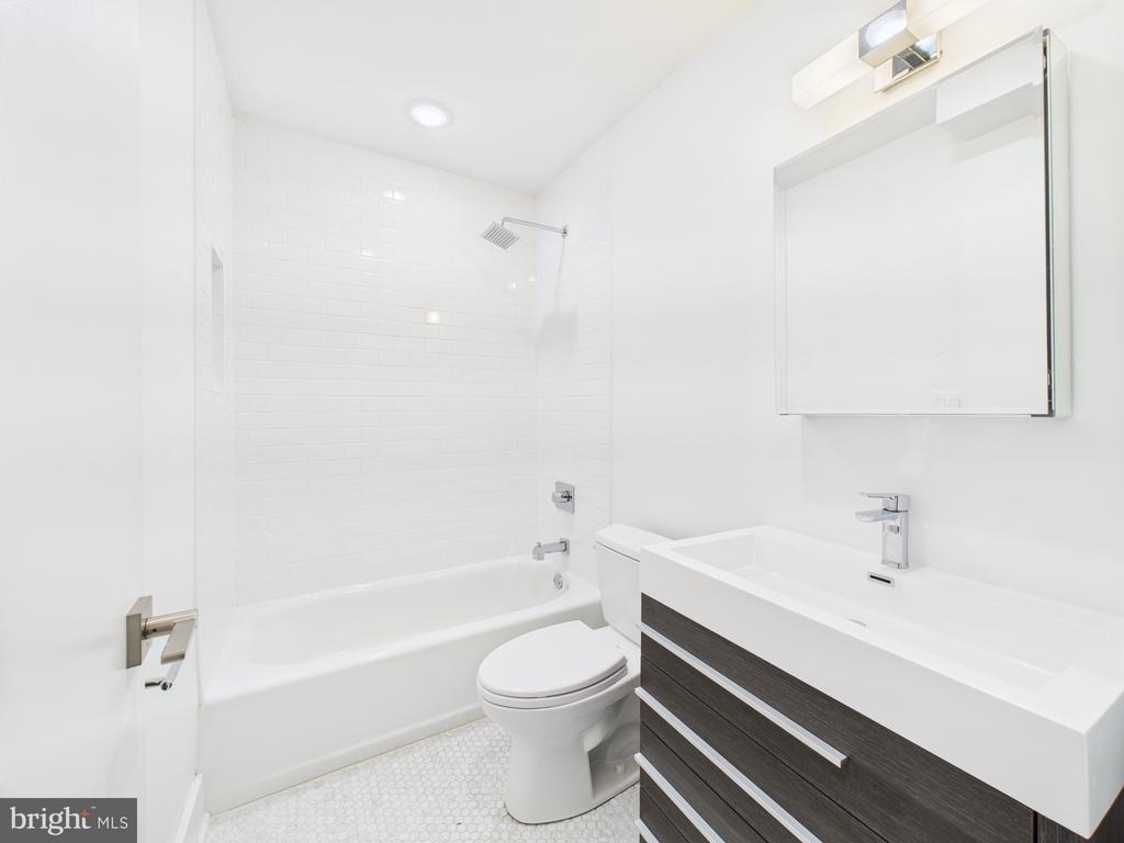 2646 Manton Street - Photo 10