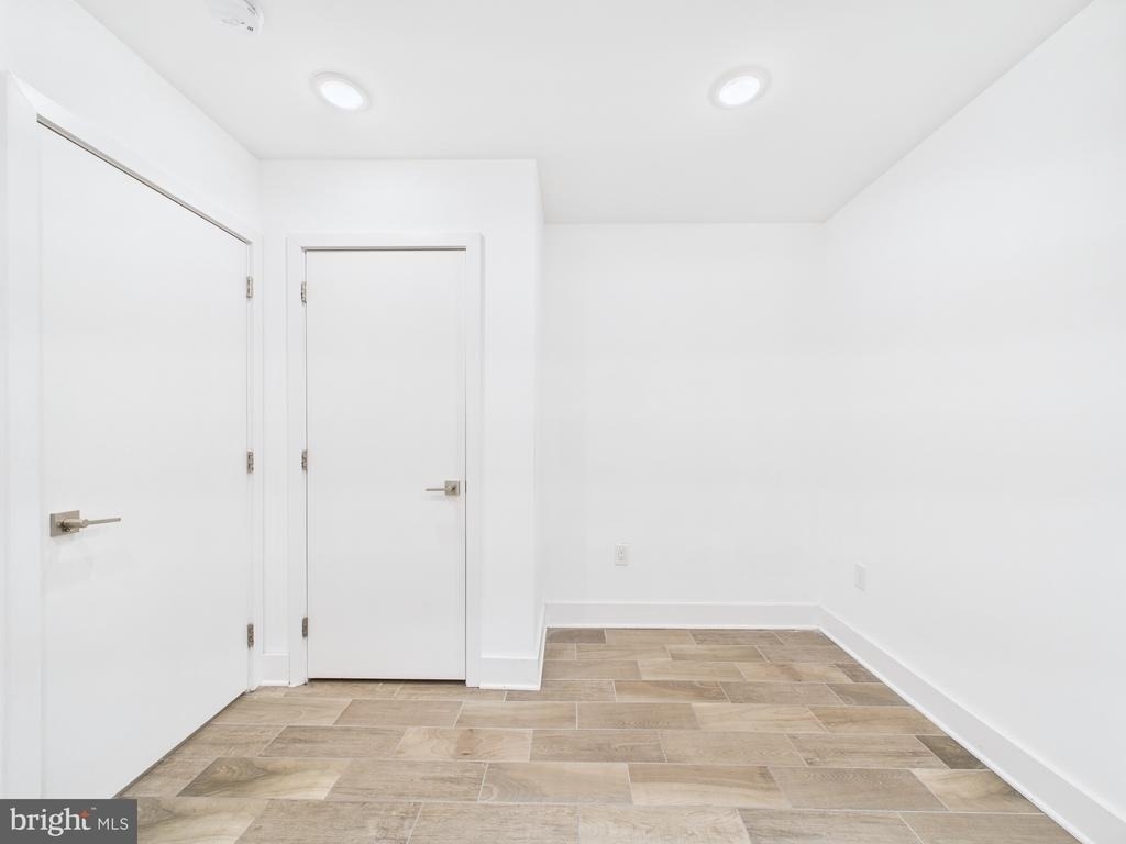 2646 Manton Street - Photo 8