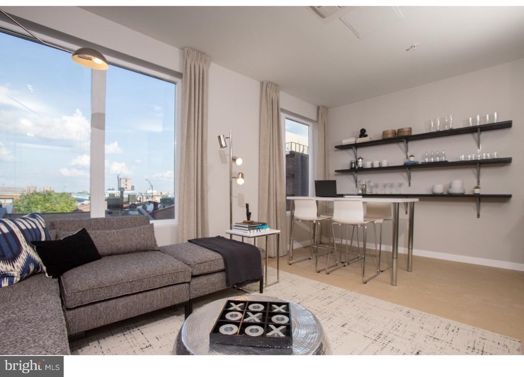 121 N 2nd Street - Photo 2