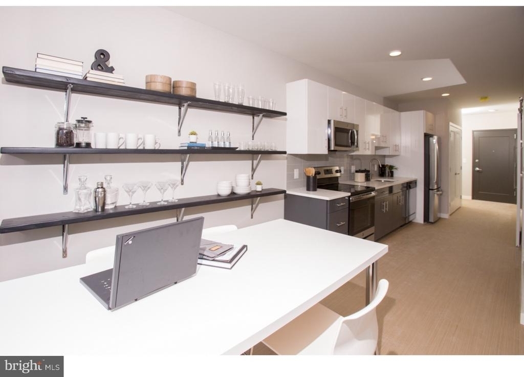 121 N 2nd Street - Photo 4