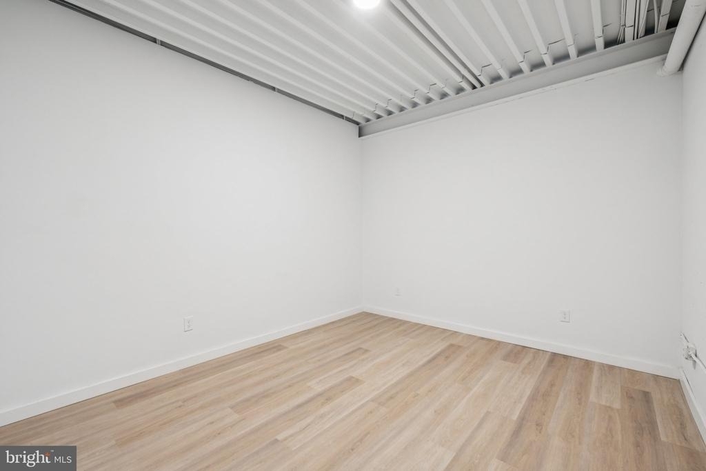 1116 N Bodine Street - Photo 17