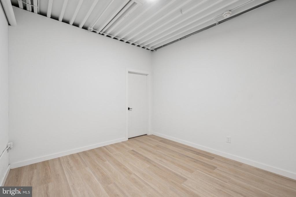 1116 N Bodine Street - Photo 21