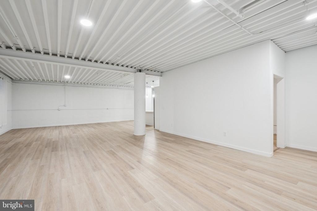 1116 N Bodine Street - Photo 9