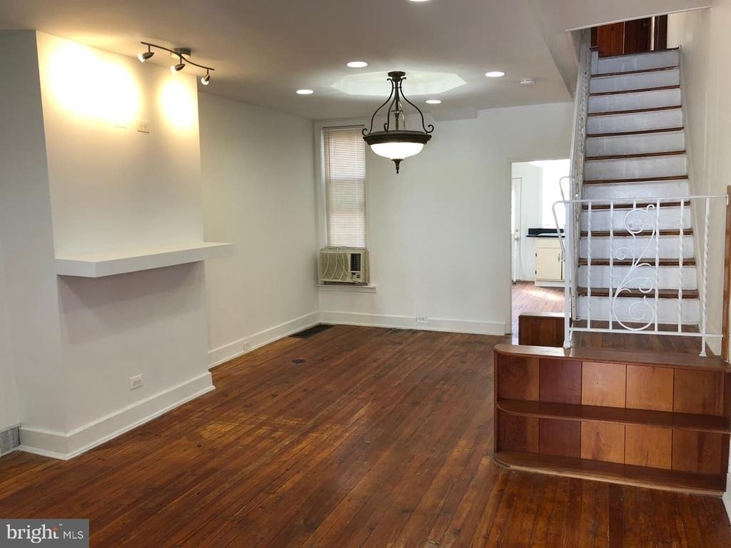 2967 Weikel Street - Photo 2