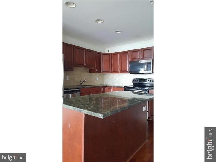 901 N Penn Street - Photo 1