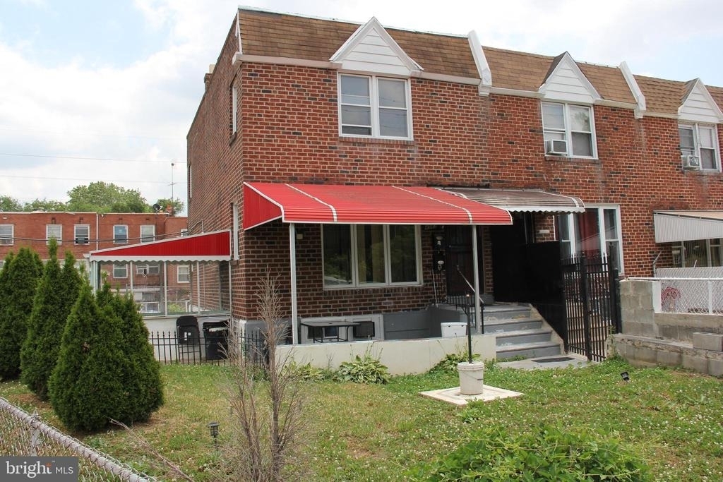 4983 Whitaker Avenue - Photo 0