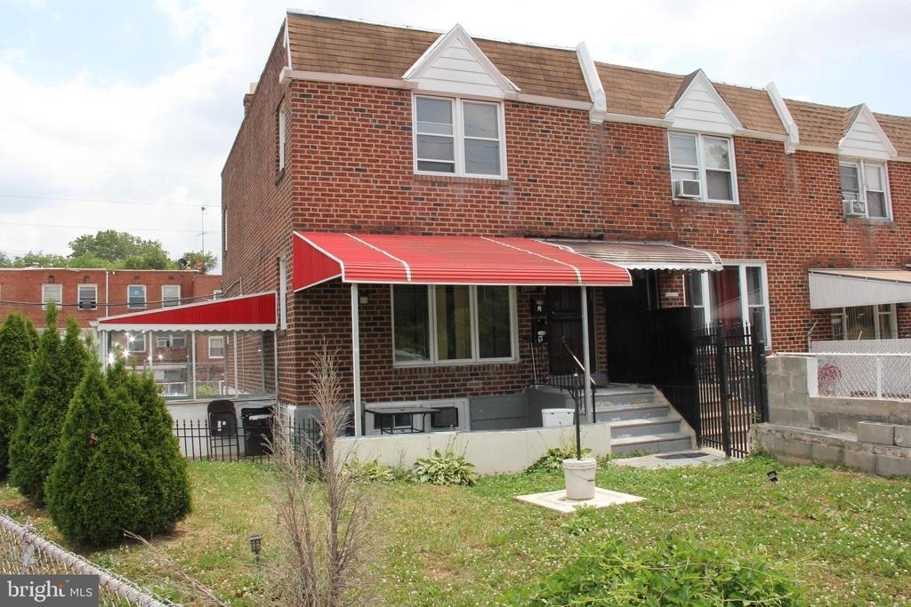 4983 Whitaker Avenue - Photo 1