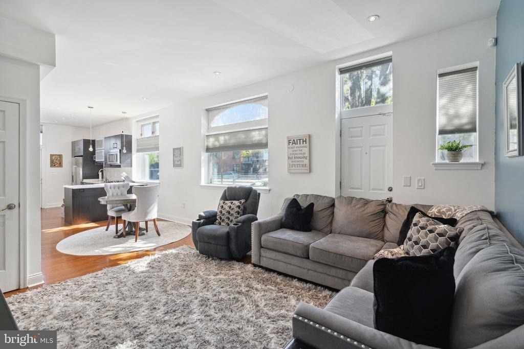 501 Vine Street - Photo 14
