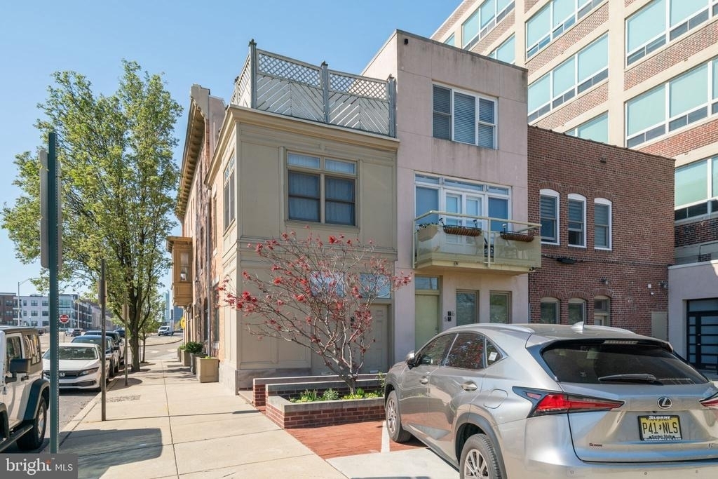 501 Vine Street - Photo 3