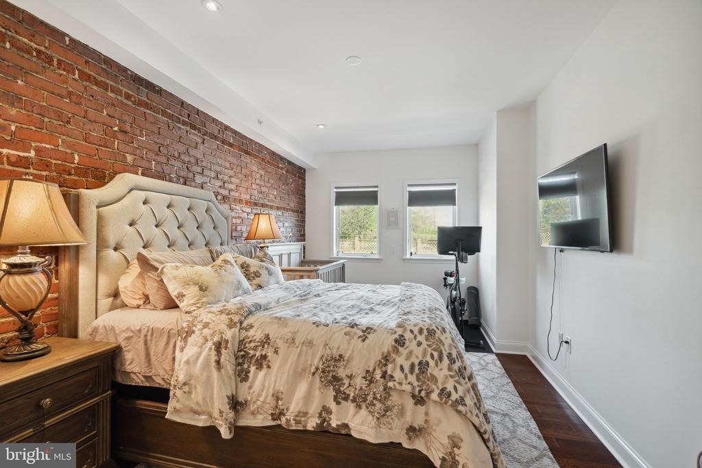 501 Vine Street - Photo 22