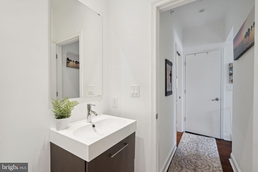 501 Vine Street - Photo 18