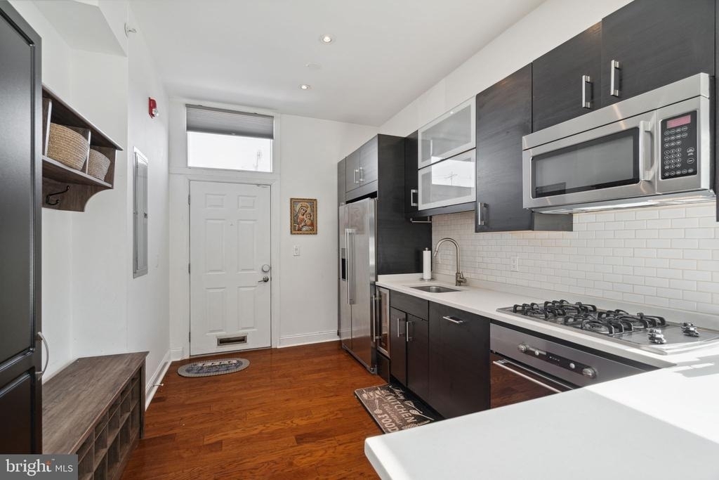 501 Vine Street - Photo 6