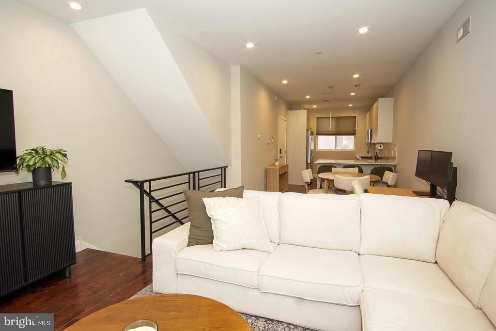 1616 Cambridge Street - Photo 10