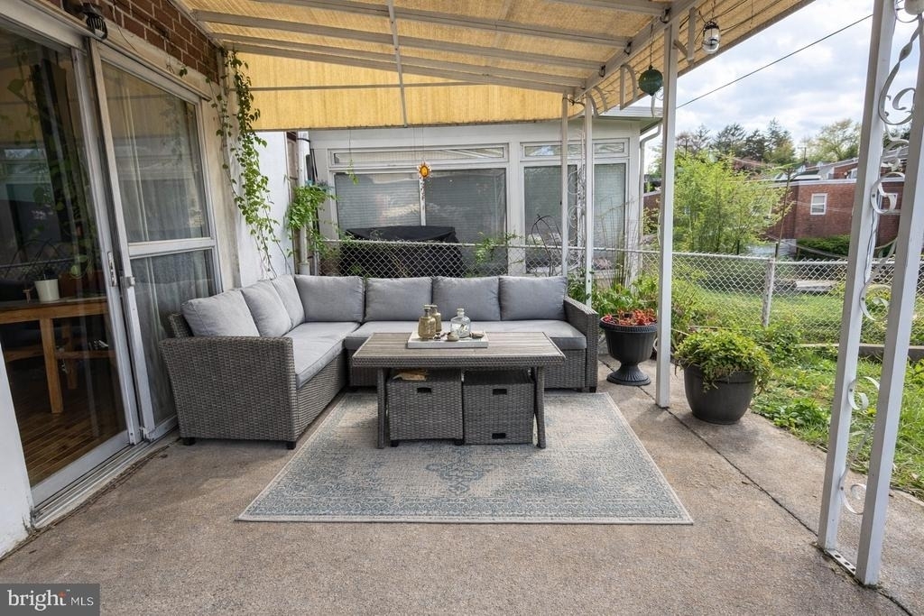 559 Wartman Street - Photo 17