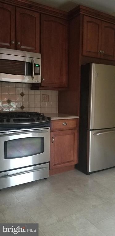 530 Hermit Street - Photo 1