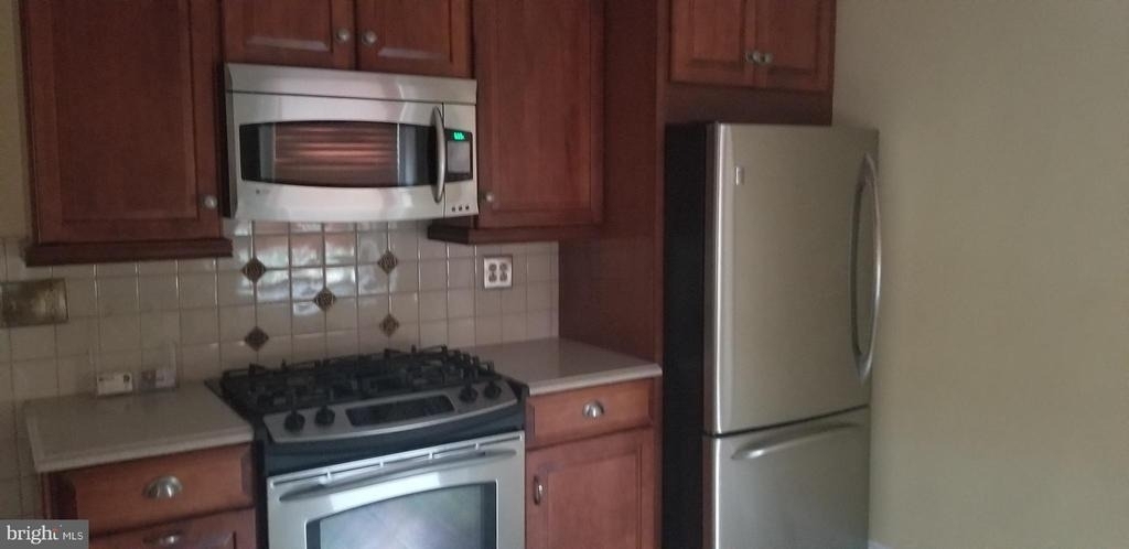 530 Hermit Street - Photo 2