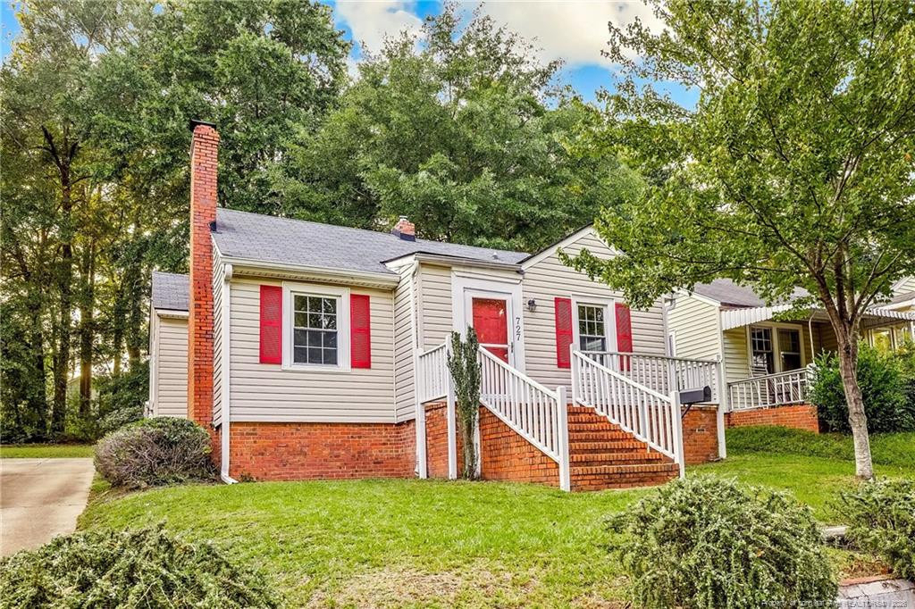 727 Greenland Drive - Photo 2