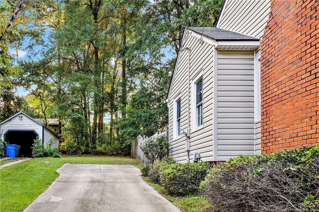 727 Greenland Drive - Photo 16