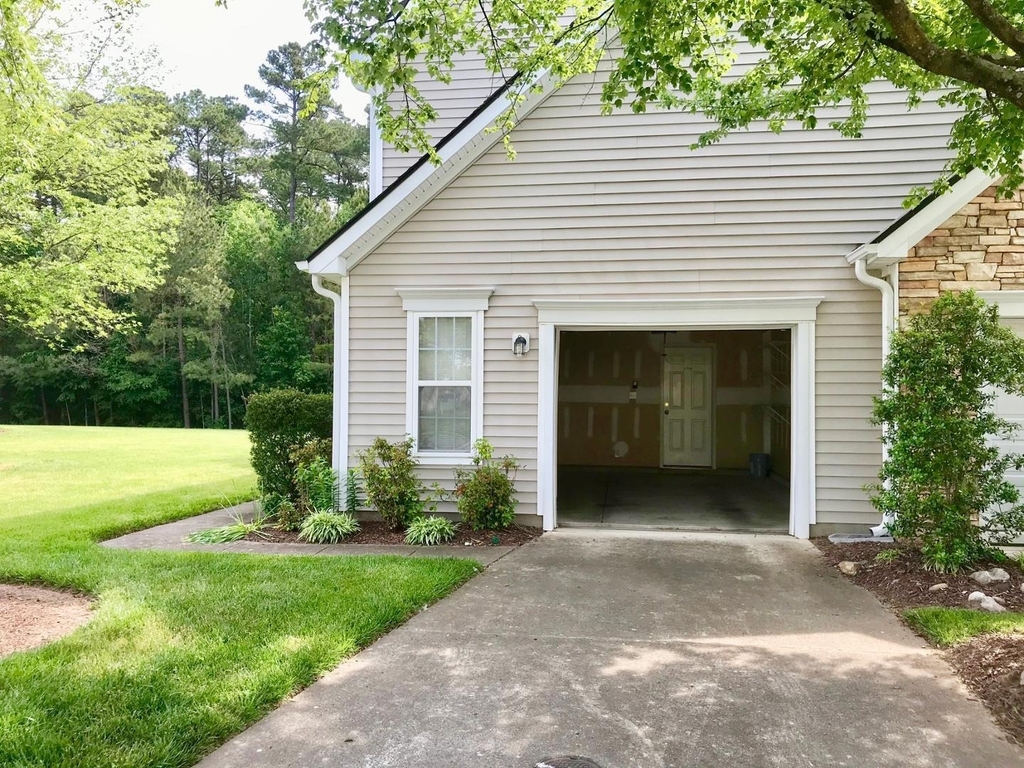 301 Intern Way - Photo 23