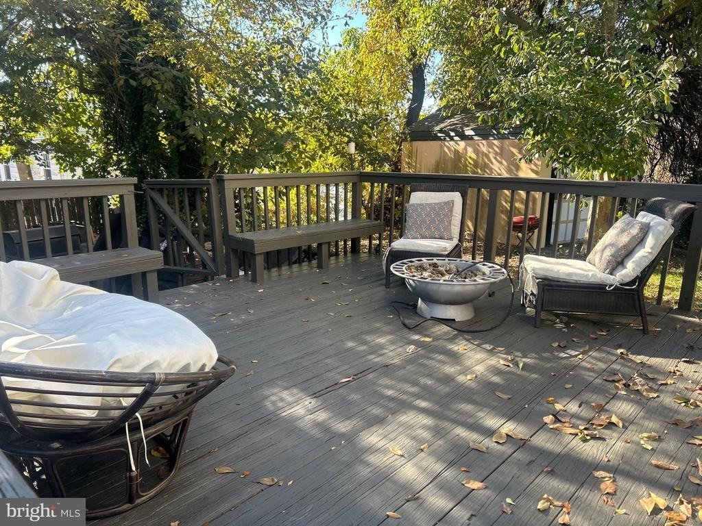 10 Greenwood Avenue - Photo 3