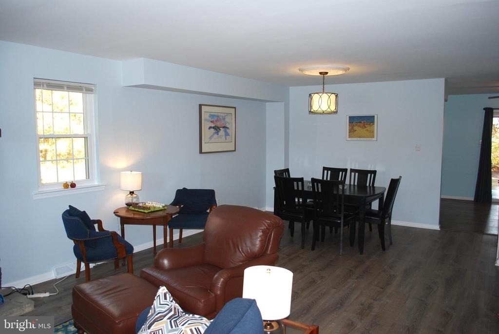 290 Lawndale Avenue - Photo 5