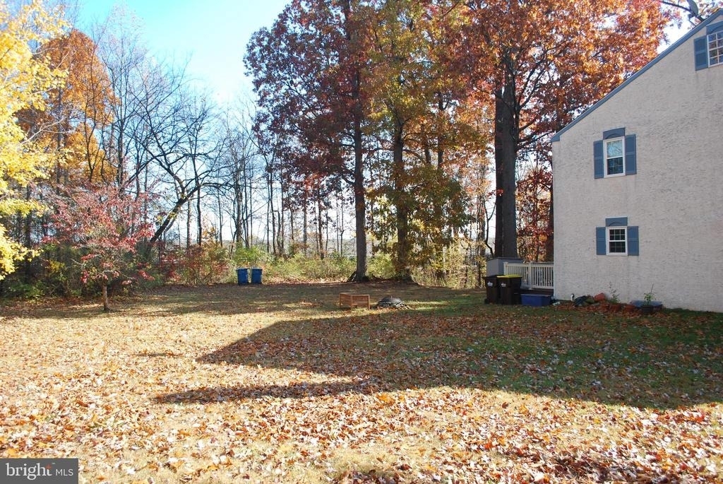 290 Lawndale Avenue - Photo 3