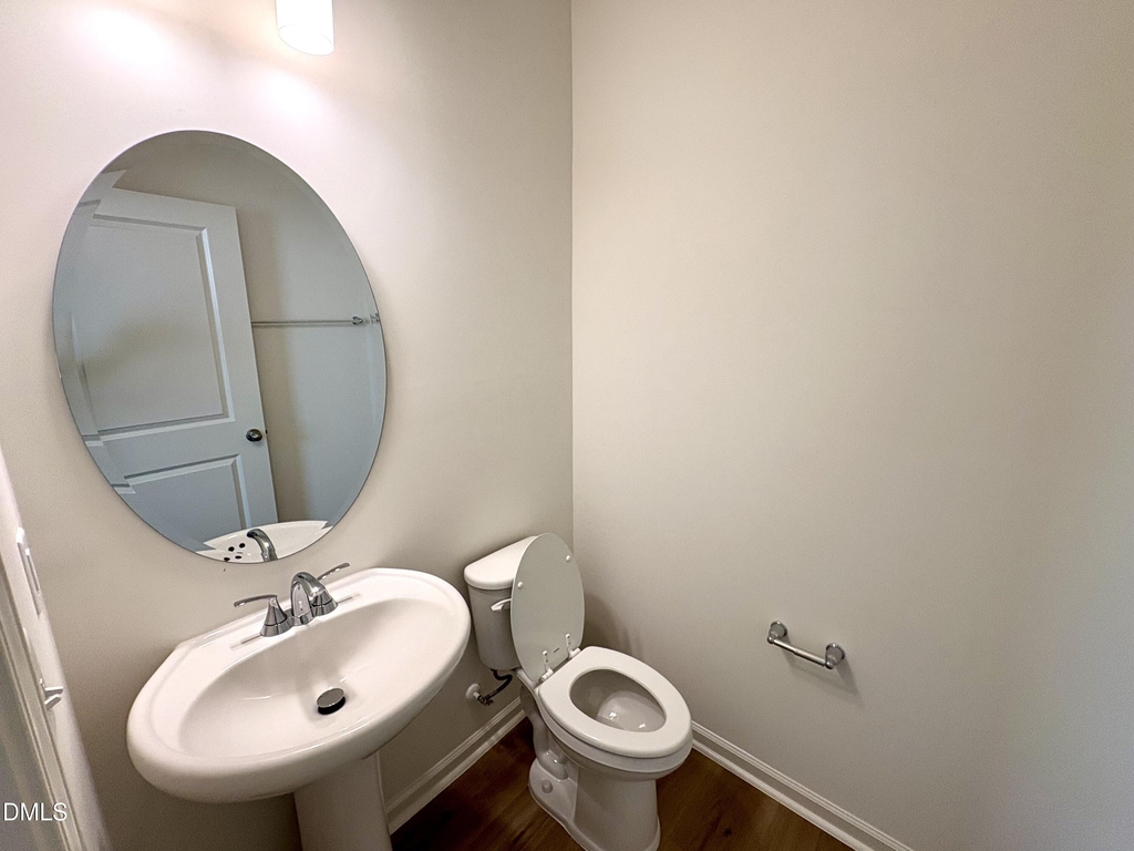 2040 Oakdale Drive - Photo 8
