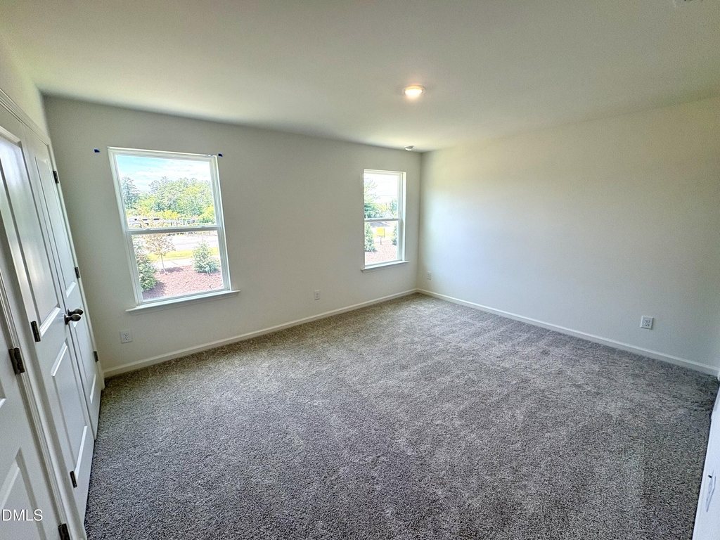 2040 Oakdale Drive - Photo 9