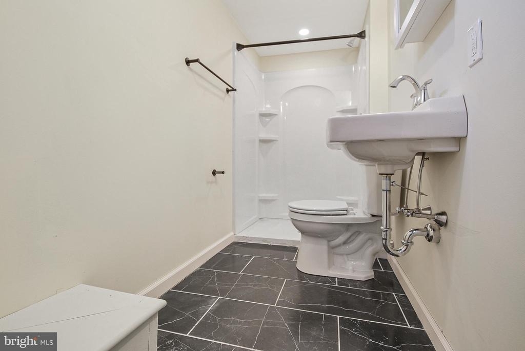 505 Stratford Road - Photo 11