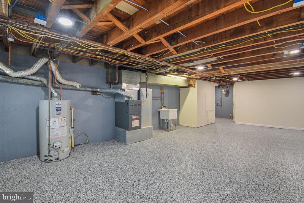 505 Stratford Road - Photo 10