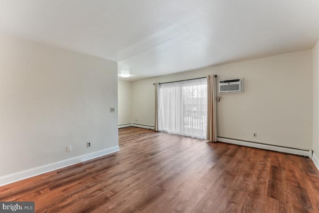 1016 W Baltimore Pike - Photo 2